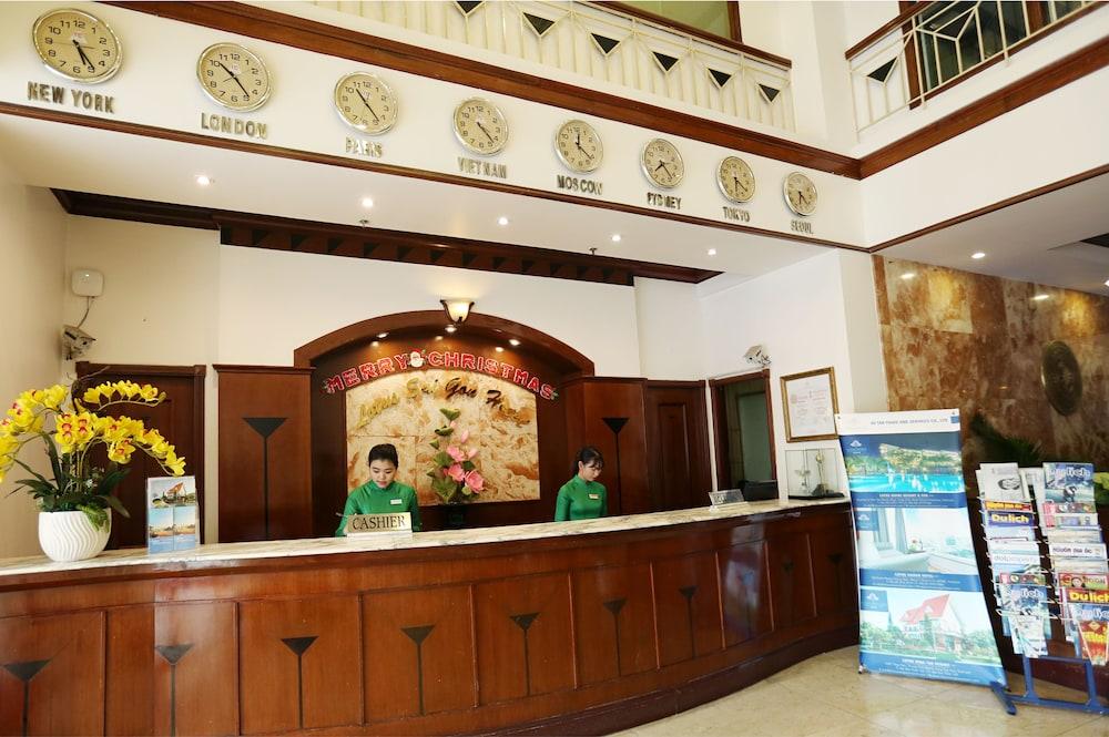 Lotus Sài Gòn Khách sạn